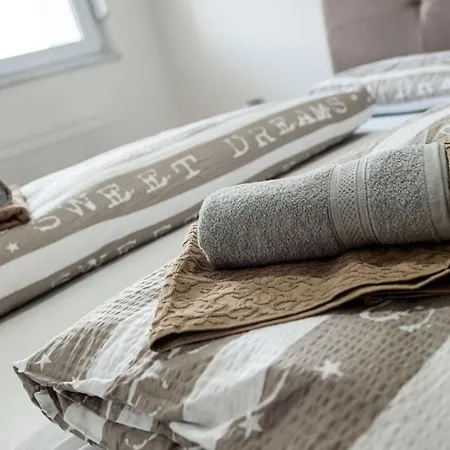 شقة Andrija Lukavica, Istocno