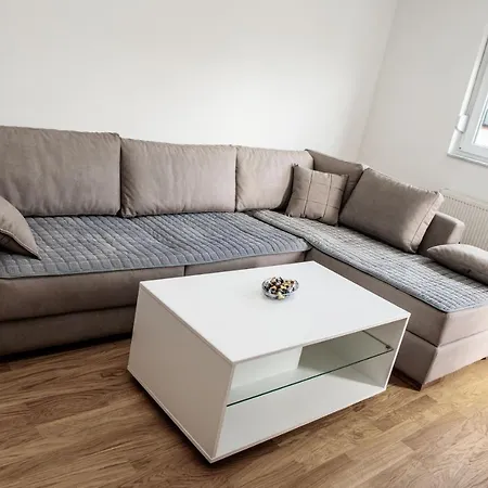 Andrija Lukavica, Istocno *