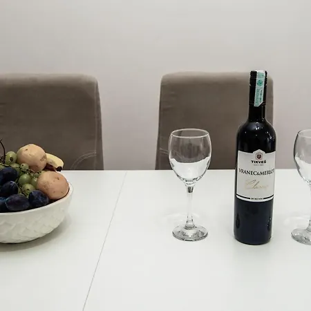 Apartament Andrija Lukavica, Istocno